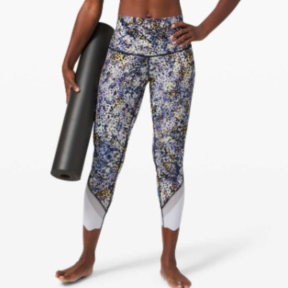 LULULEMON | Women's Floral Metropolis Multi Wunder Under Crop Scallop Leggings - Picture 1 of 10